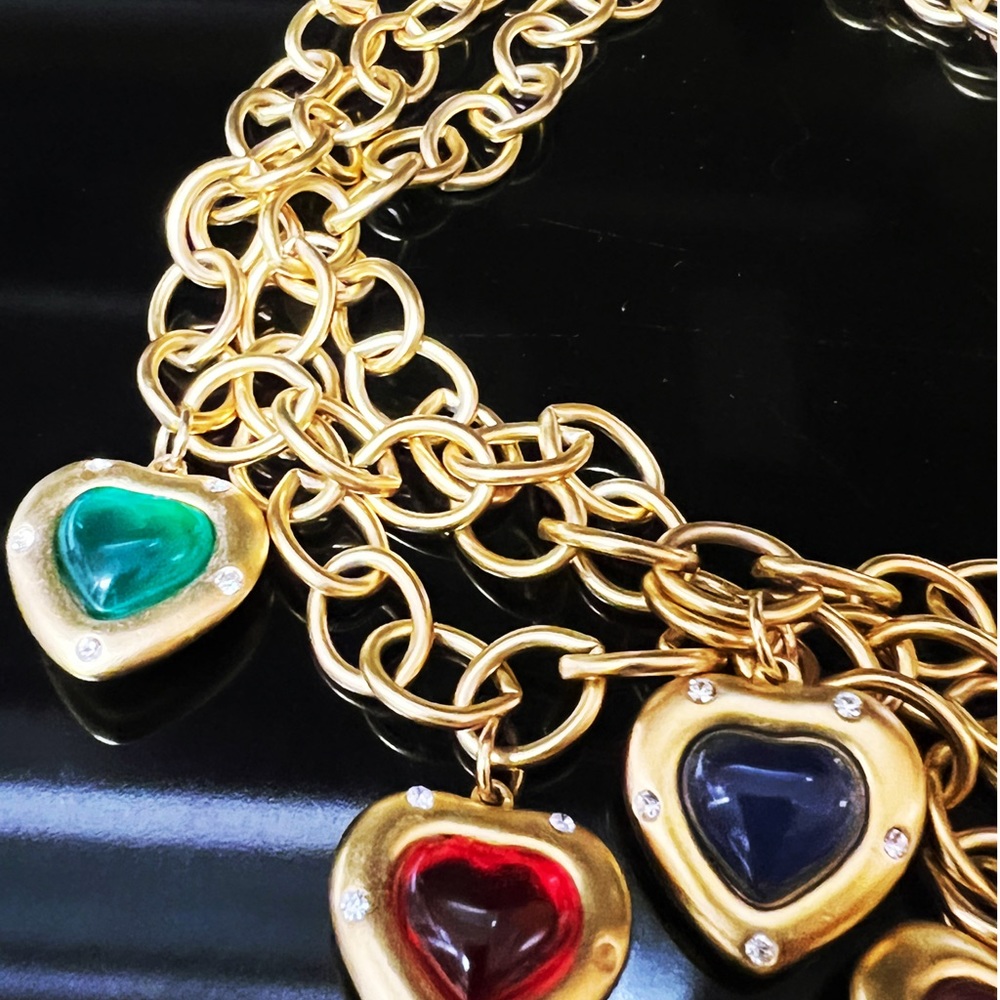 Sublime GIVENCHY Bijoux Gripoix Glass Vintage hearts necklace - Picture 3 of 4